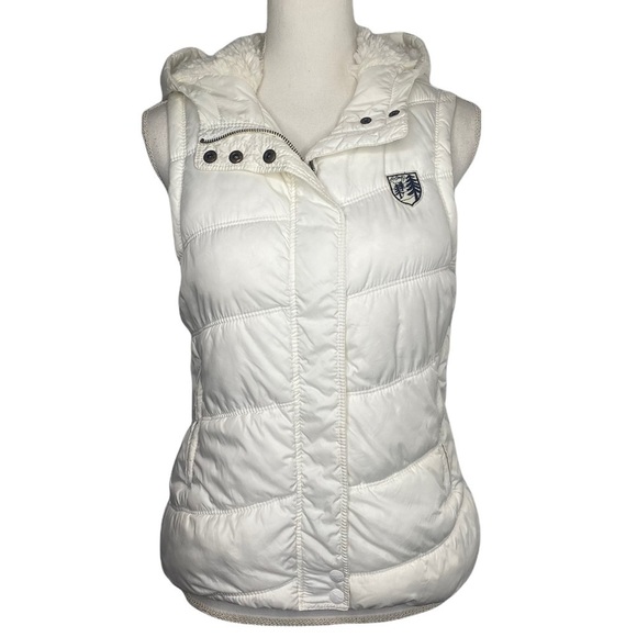 American Eagle Puffer Hooded Lined Vest - Picture 3 of 13